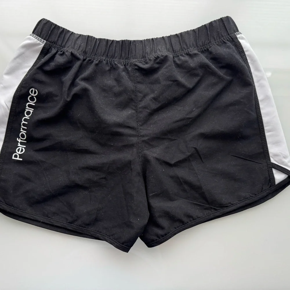 Calvin Klein Girl’s Large Athletic Shorts